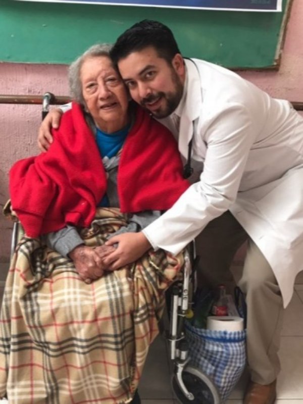 Fotografía delDr. Jonathan Mortera