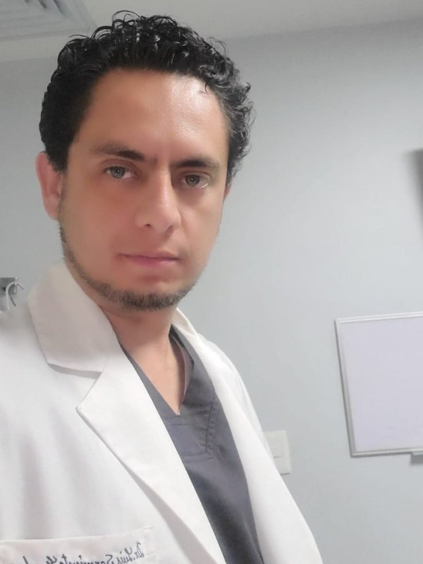 Fotografía delDr. Carlos Servin