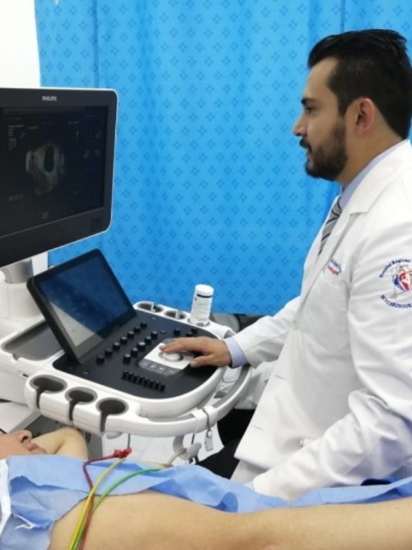 Fotografía delDr. José Luis Barón Caballero