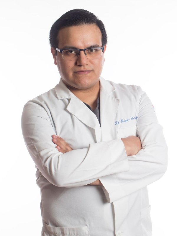 Fotografía delDr. Raigam Martínez