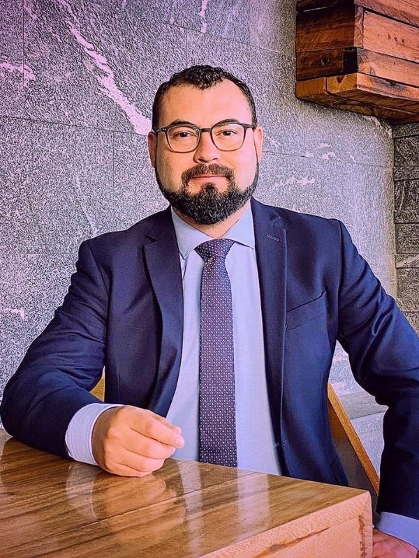 Fotografía delDr. César Orozco