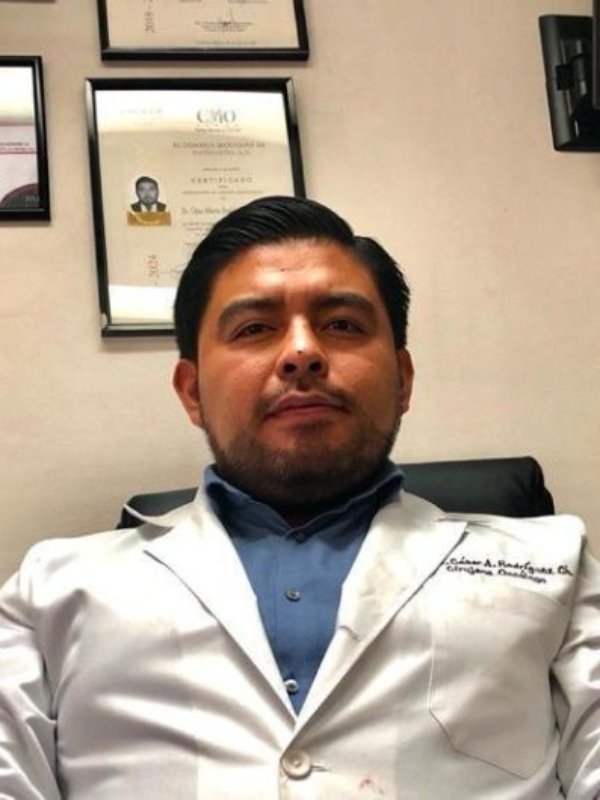 Fotografía delDr. Alberto Chamorro