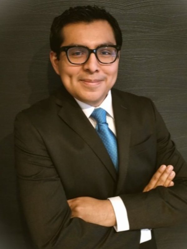 Fotografía delDr. Ángel Lara