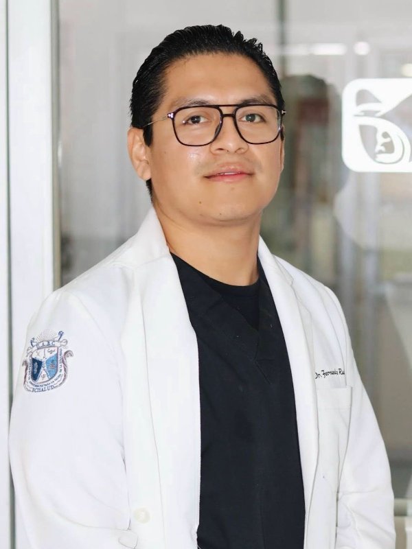 Fotografía delDr. Fernando Ruiz Torres