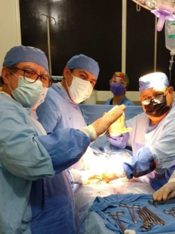 Fotografía delDr. Carlos Fuentes