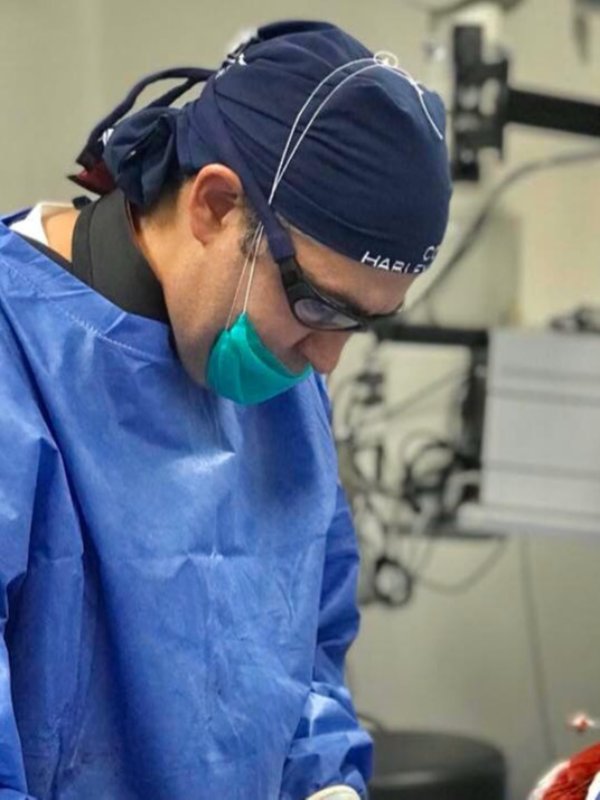 Fotografía delDr. Julio Gurrola Rodríguez