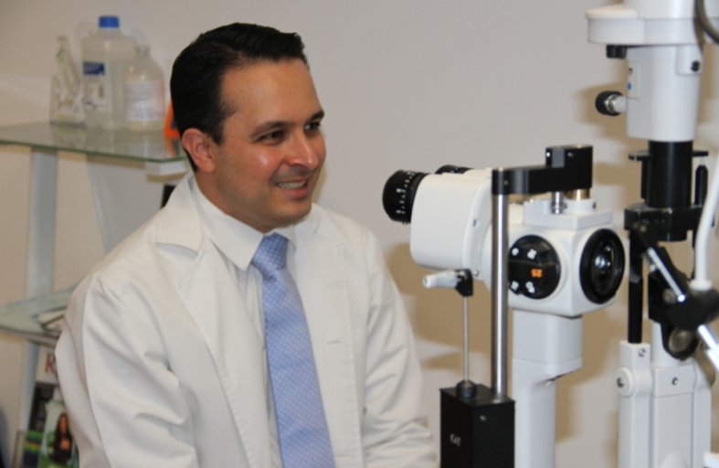 Fotografía delDr. Raúl Pineda Gaona